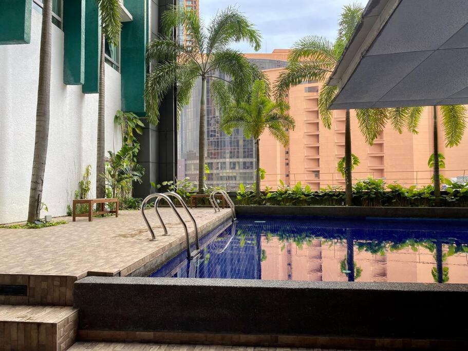 Spacious 2Room+2B*pool+gym*5mins-Time square&LaLaport Kuala Lumpur Exterior foto