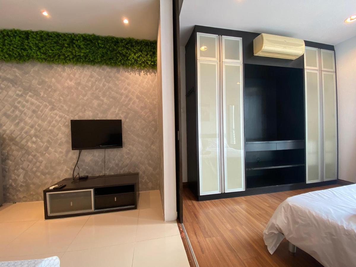 Spacious 2Room+2B*pool+gym*5mins-Time square&LaLaport Kuala Lumpur Exterior foto